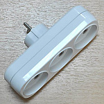 Разветвитель 3 гнезда б/з плоский 6А А203